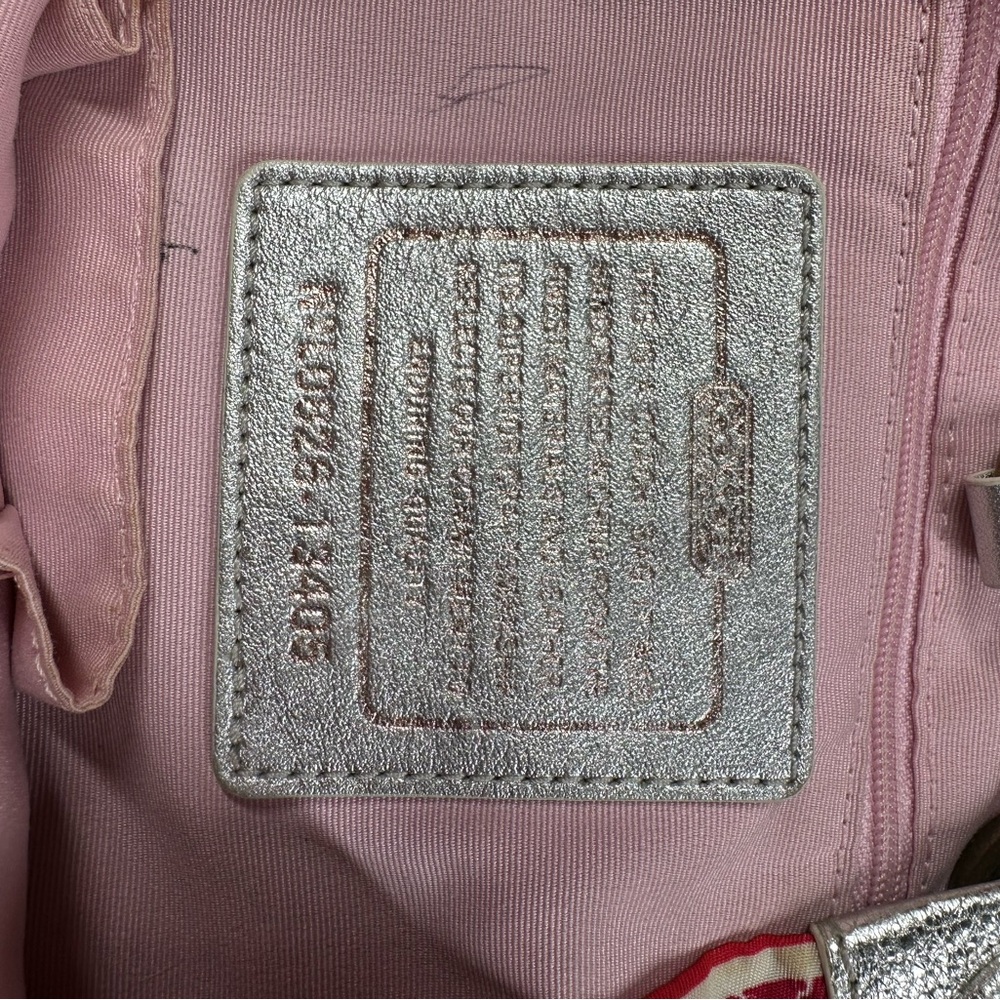 Coach Limited Edition Parker Laughing Girl tote bag - Picture 7 of 8